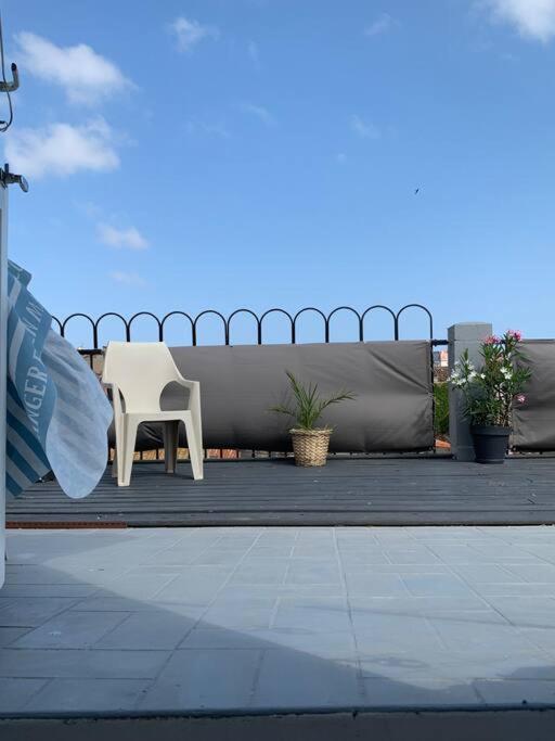 Agde Holidays Exterior photo